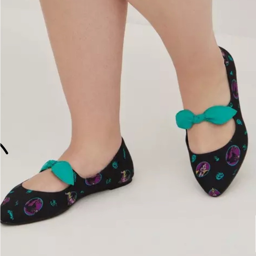 Torrid Disney Villans ballet flat.  NWT size 9